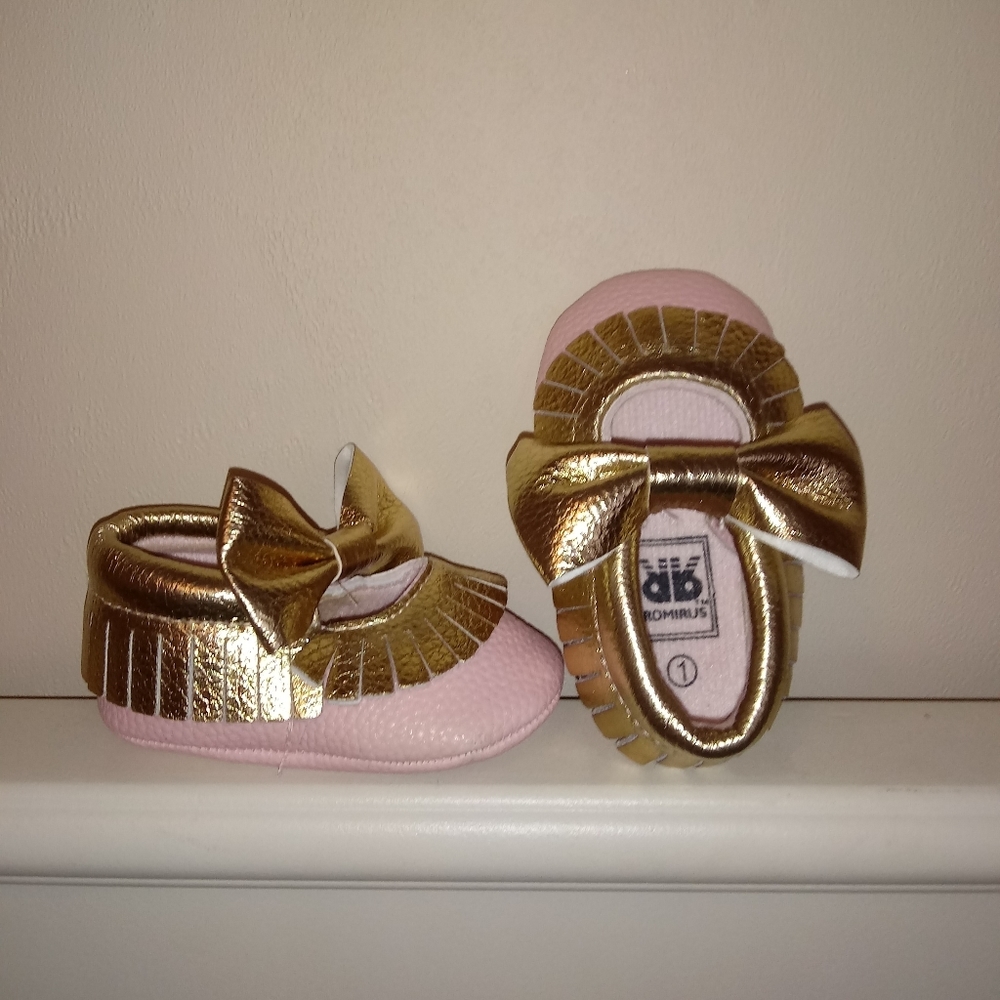 Romirus Soft Sole Crib Shoes